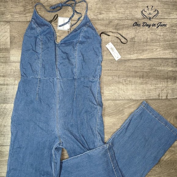 Premier Amour Pants - Premier Amour Halter Light Denim Jumpsuit Size 14